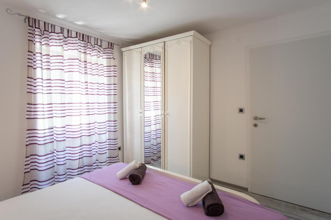 Private Holliday Apartment باغ المظهر الخارجي الصورة