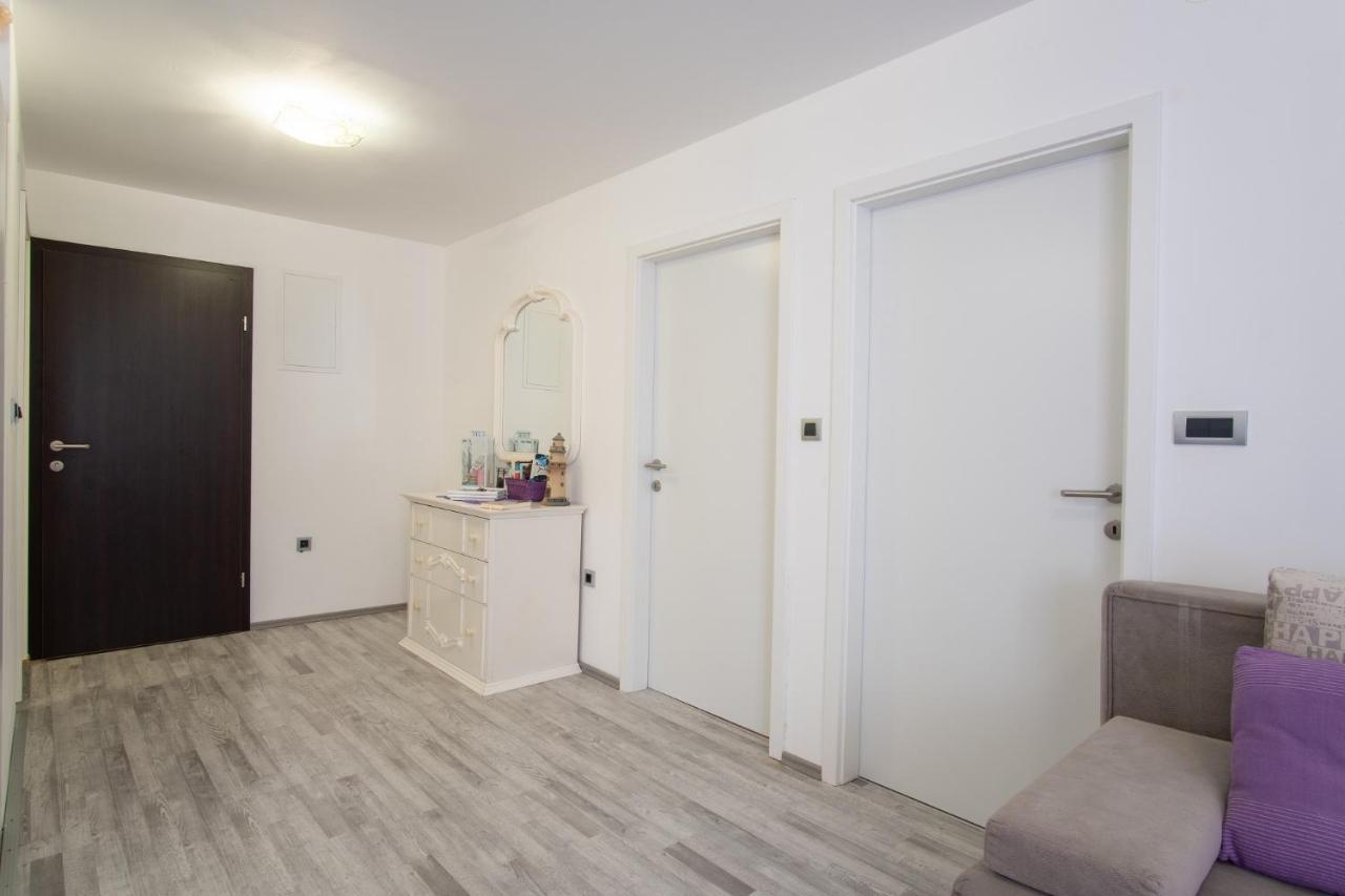 Private Holliday Apartment باغ المظهر الخارجي الصورة