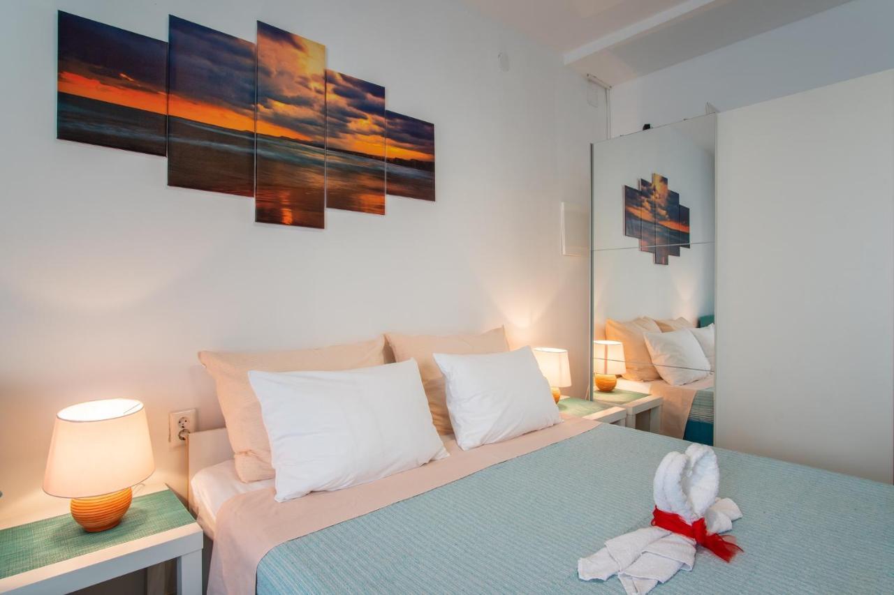 Private Holliday Apartment باغ المظهر الخارجي الصورة